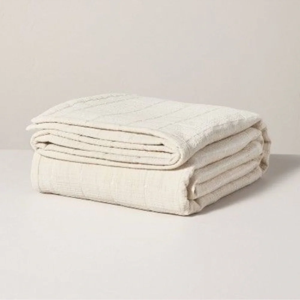 NWT Full/Queen Textured Grid Quilt Beige - Hearth & Hand with Magnolia